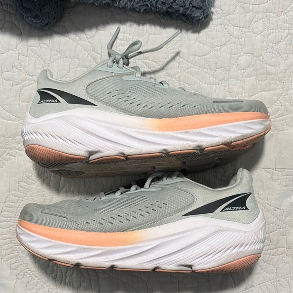Altra Women's Grayish Running Shoes
